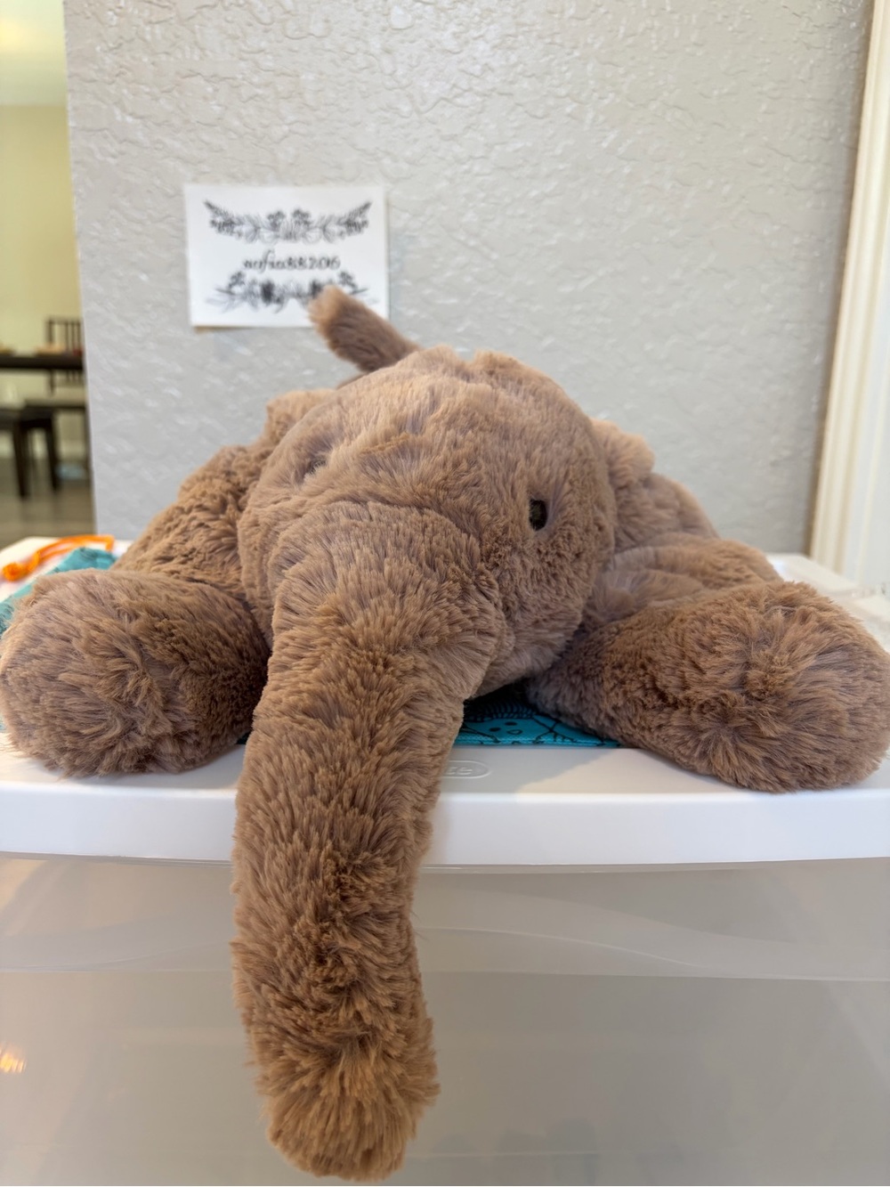 💯 Authentic Jellycat Large Smudge Elephant. Very Rare Hard To Find!!